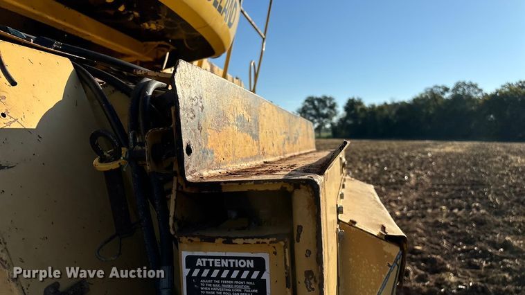 image for item EN5666 1999 New Holland TR 98  combine