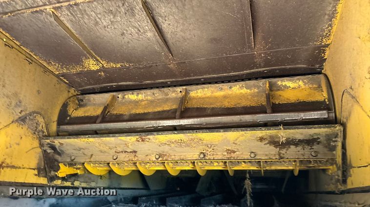 image for item EN5666 1999 New Holland TR 98  combine