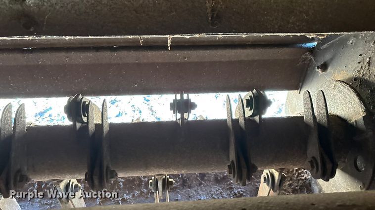 image for item EN5666 1999 New Holland TR 98  combine