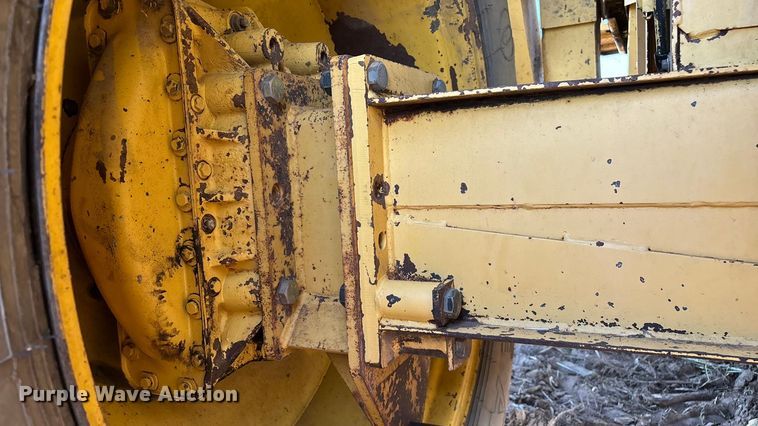 image for item EN5666 1999 New Holland TR 98  combine