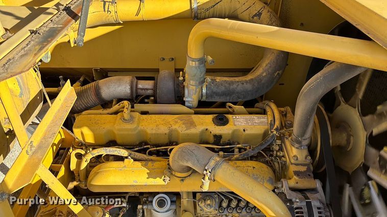 image for item EN5666 1999 New Holland TR 98  combine