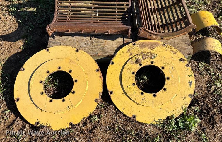 image for item EN5666 1999 New Holland TR 98  combine