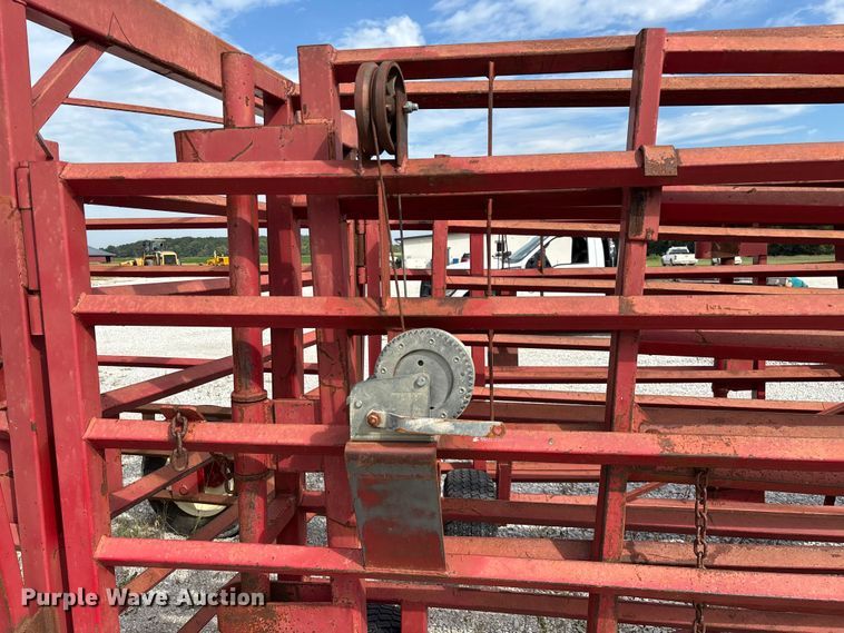 image for item EN5667 Diamond W Corral portable corral