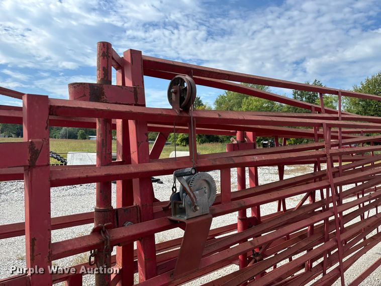 image for item EN5667 Diamond W Corral portable corral