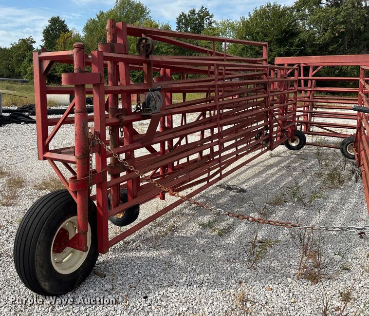 image for item EN5667 Diamond W Corral portable corral