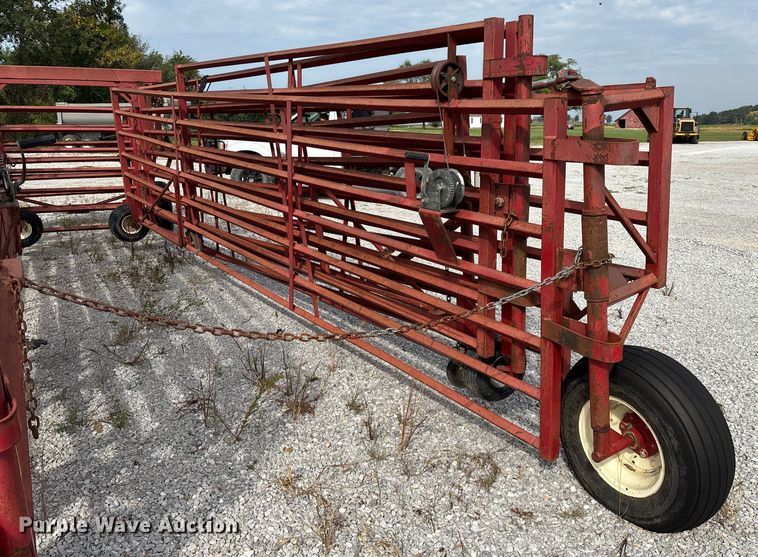 image for item EN5667 Diamond W Corral portable corral