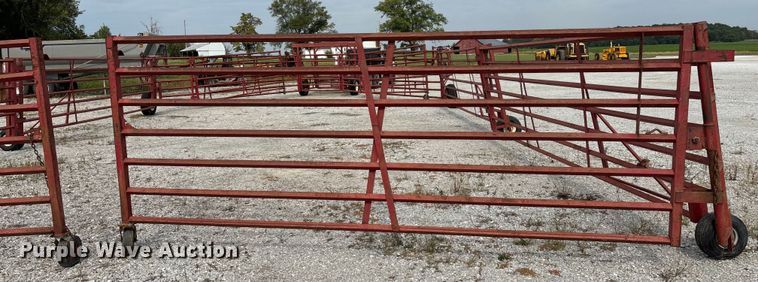 image for item EN5667 Diamond W Corral portable corral