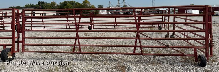 image for item EN5667 Diamond W Corral portable corral