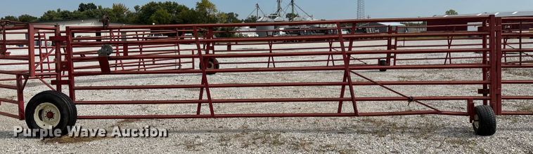 image for item EN5667 Diamond W Corral portable corral