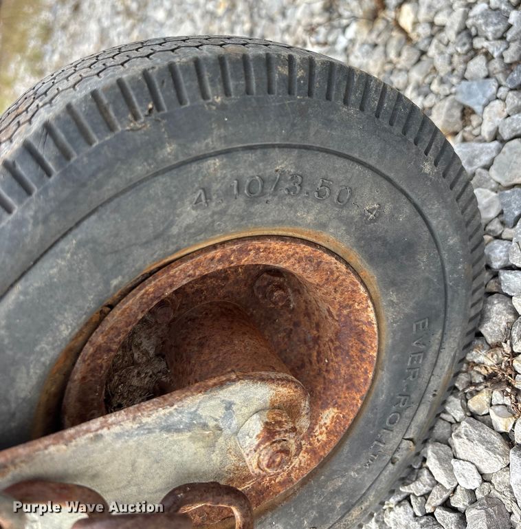 image for item EN5667 Diamond W Corral portable corral