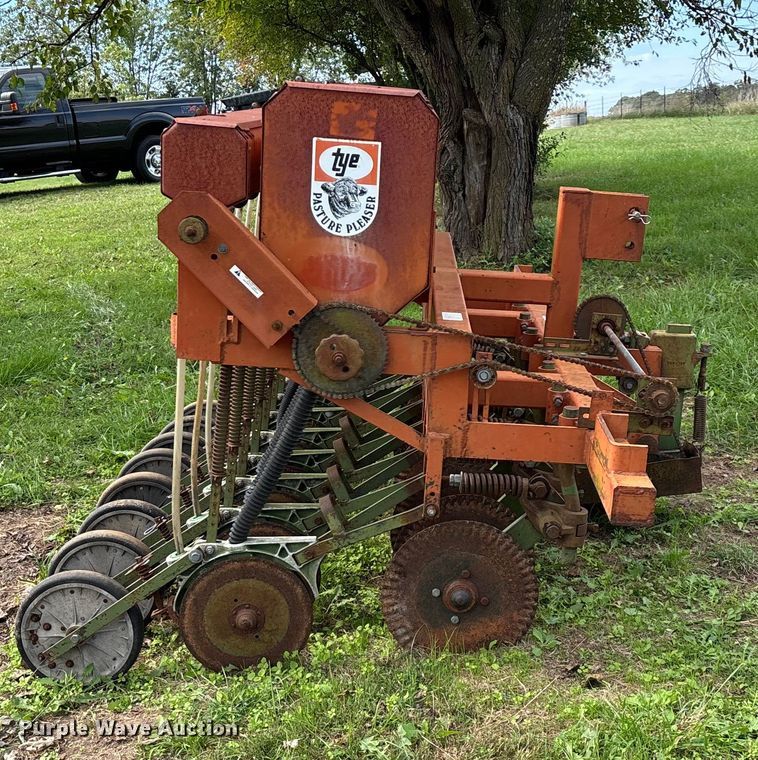 image for item EN5693 Tye Pasture Pleaser no-till grain drill