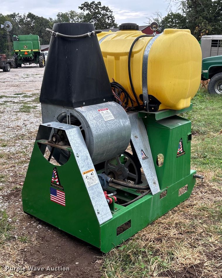 image for item EN5705 2012 A1 Mist Sprayers & Resources mist sprayer