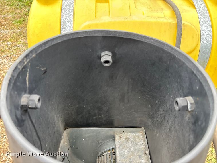 image for item EN5705 2012 A1 Mist Sprayers & Resources mist sprayer