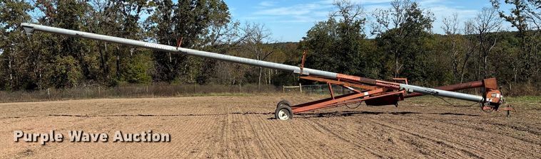 image for item EN5707 Hutchinson Swing Away Auger auger