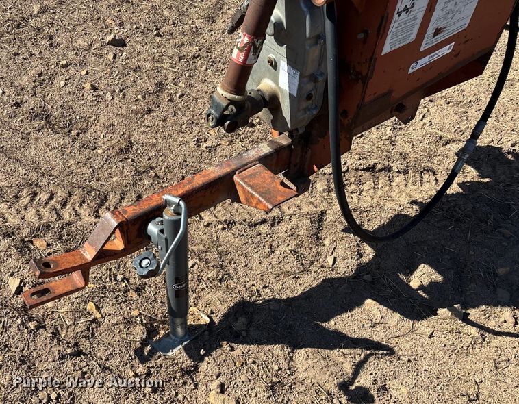 image for item EN5707 Hutchinson Swing Away Auger auger