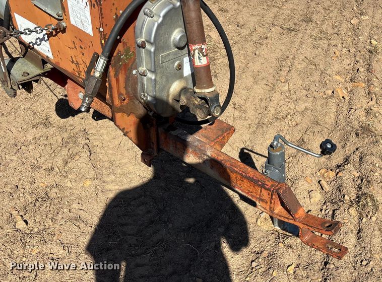 image for item EN5707 Hutchinson Swing Away Auger auger