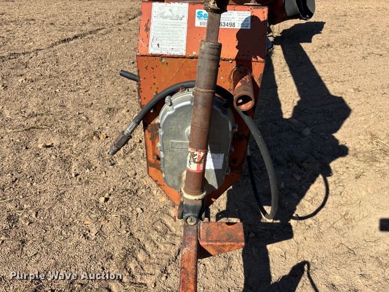 image for item EN5707 Hutchinson Swing Away Auger auger