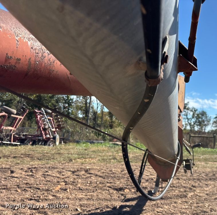 image for item EN5707 Hutchinson Swing Away Auger auger