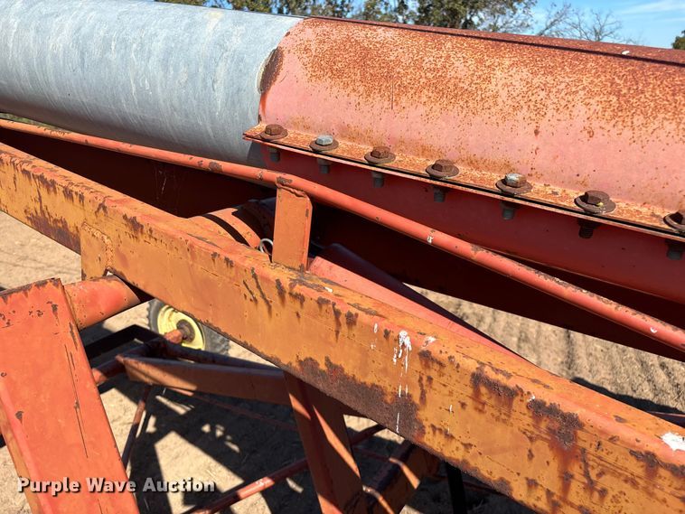 image for item EN5707 Hutchinson Swing Away Auger auger