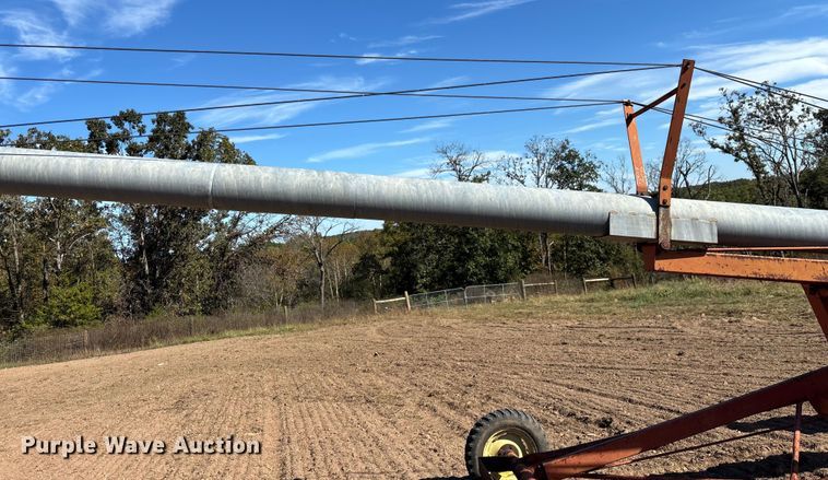 image for item EN5707 Hutchinson Swing Away Auger auger