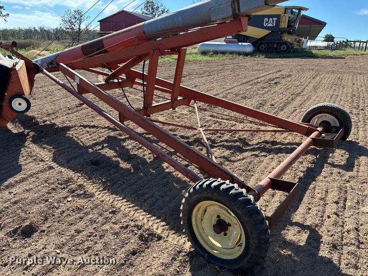 image for item EN5707 Hutchinson Swing Away Auger auger
