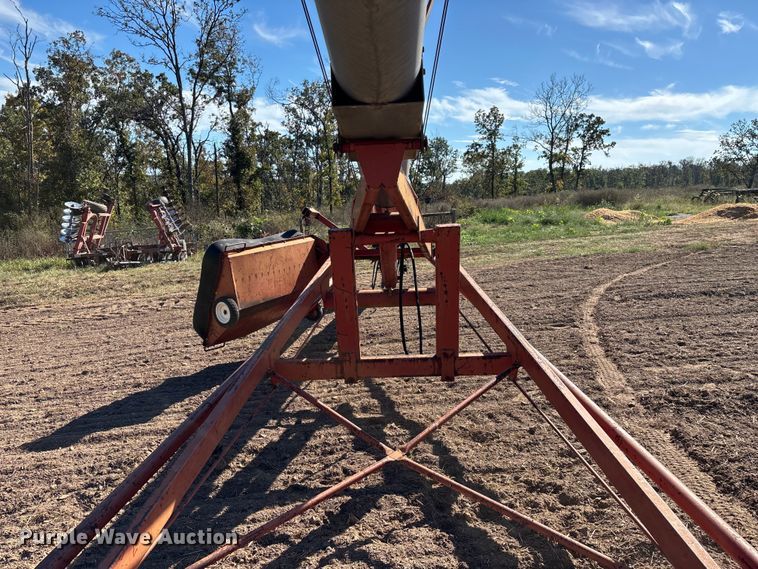 image for item EN5707 Hutchinson Swing Away Auger auger