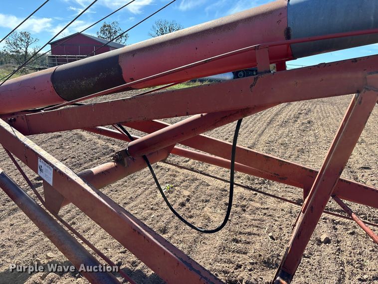 image for item EN5707 Hutchinson Swing Away Auger auger