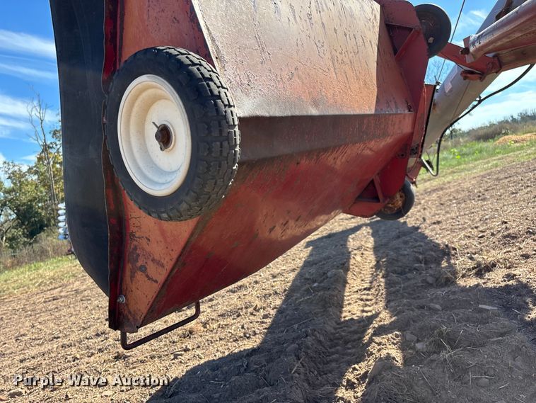 image for item EN5707 Hutchinson Swing Away Auger auger