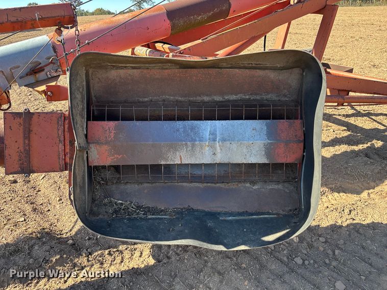 image for item EN5707 Hutchinson Swing Away Auger auger