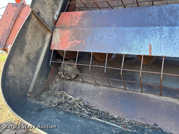 image for item EN5707 Hutchinson Swing Away Auger auger