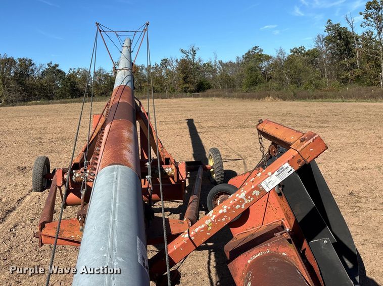 image for item EN5707 Hutchinson Swing Away Auger auger