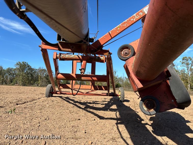 image for item EN5707 Hutchinson Swing Away Auger auger