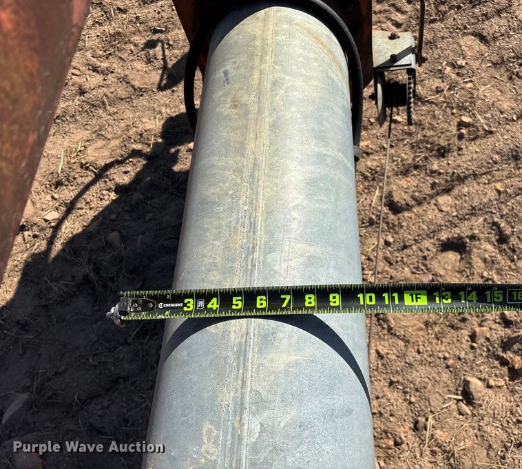 image for item EN5707 Hutchinson Swing Away Auger auger