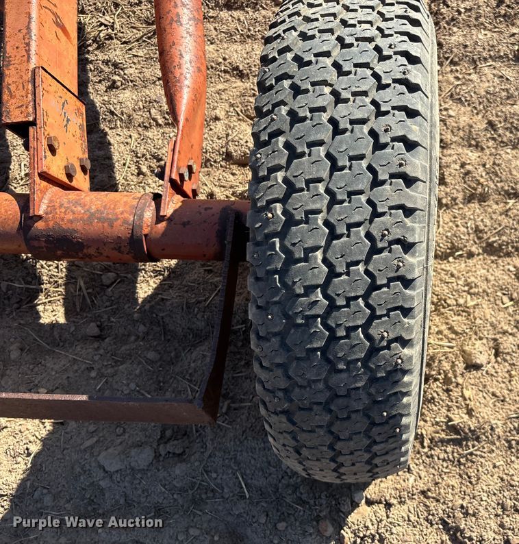 image for item EN5707 Hutchinson Swing Away Auger auger