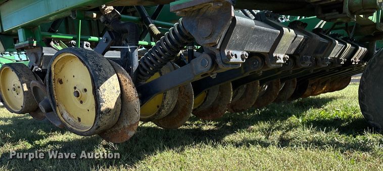 image for item EN5708 John Deere 750 Grain Drill