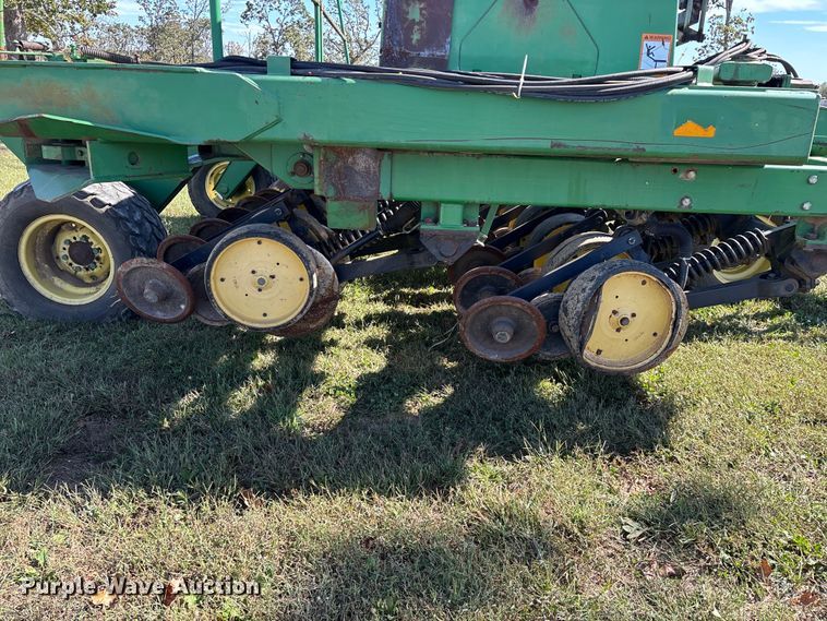 image for item EN5708 John Deere 750 Grain Drill