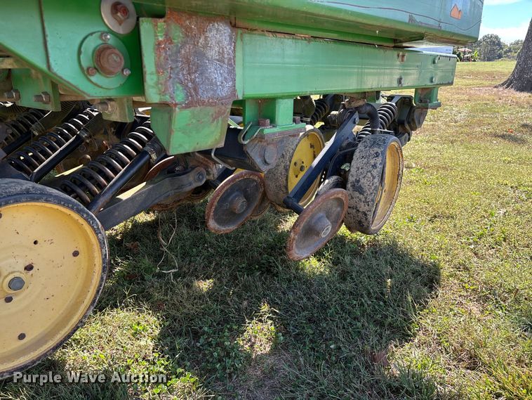 image for item EN5708 John Deere 750 Grain Drill