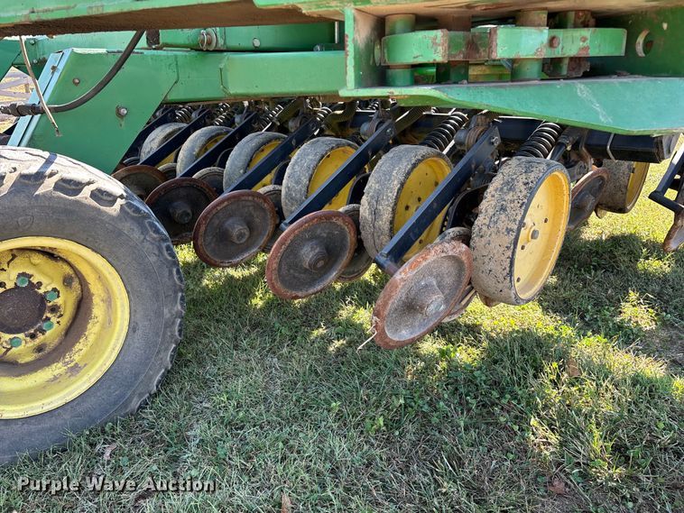 image for item EN5708 John Deere 750 Grain Drill