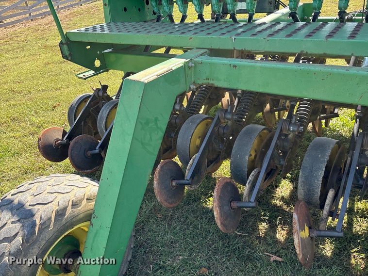 image for item EN5708 John Deere 750 Grain Drill
