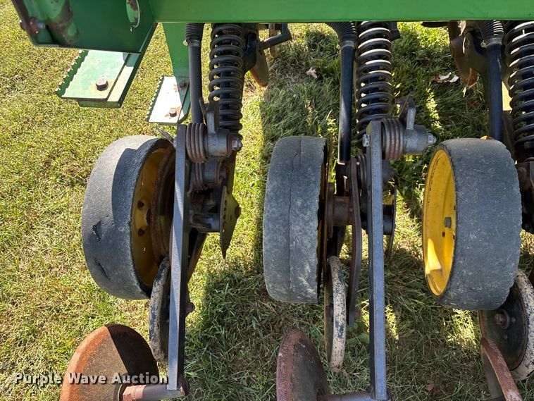 image for item EN5708 John Deere 750 Grain Drill