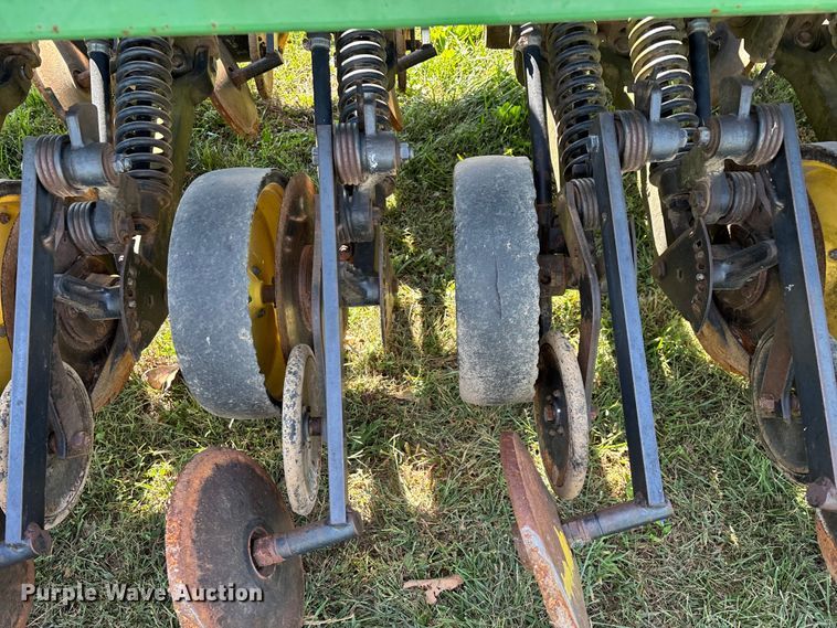 image for item EN5708 John Deere 750 Grain Drill