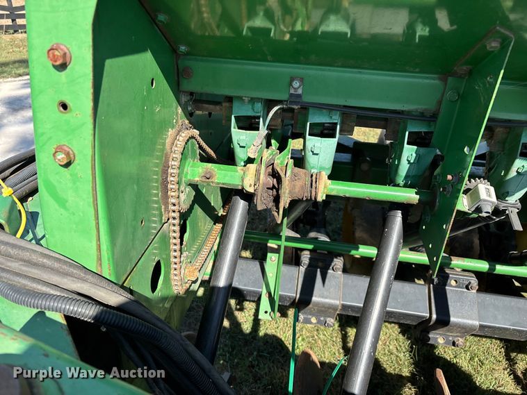 image for item EN5708 John Deere 750 Grain Drill