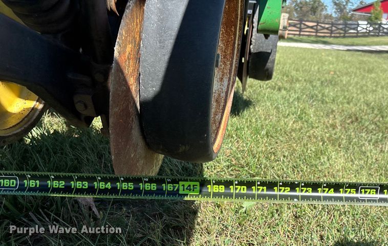 image for item EN5708 John Deere 750 Grain Drill