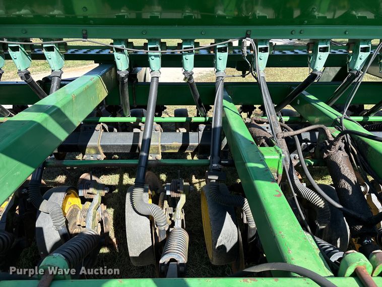 image for item EN5708 John Deere 750 Grain Drill