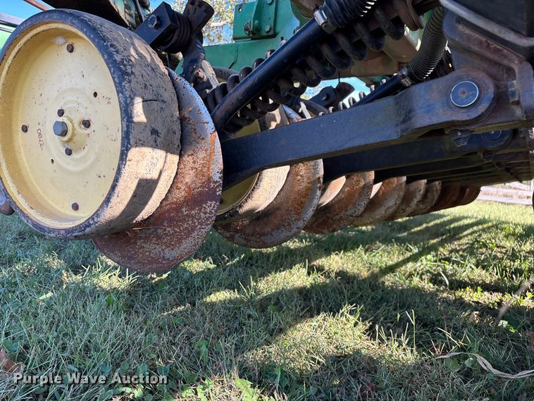 image for item EN5708 John Deere 750 Grain Drill