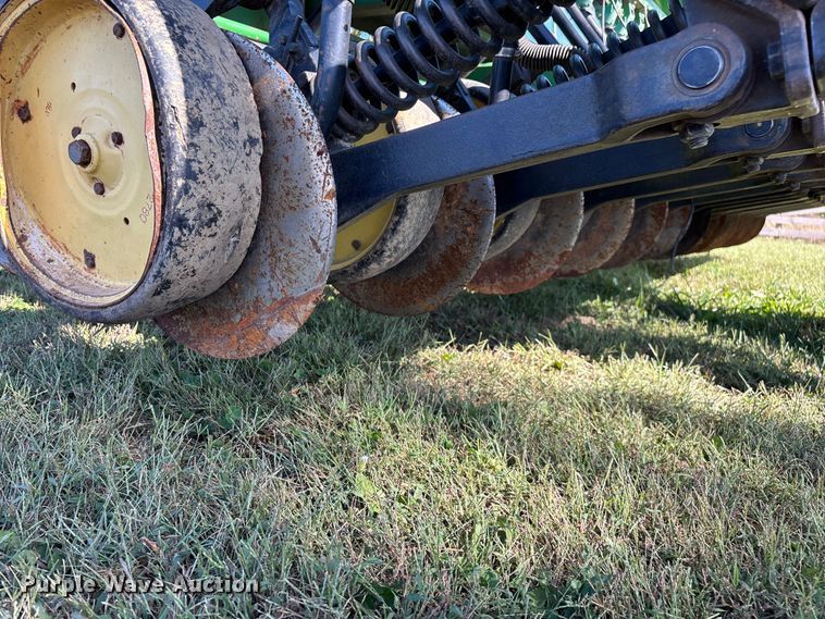 image for item EN5708 John Deere 750 Grain Drill