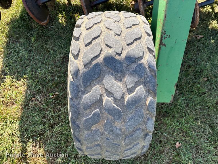 image for item EN5708 John Deere 750 Grain Drill