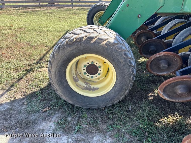 image for item EN5708 John Deere 750 Grain Drill