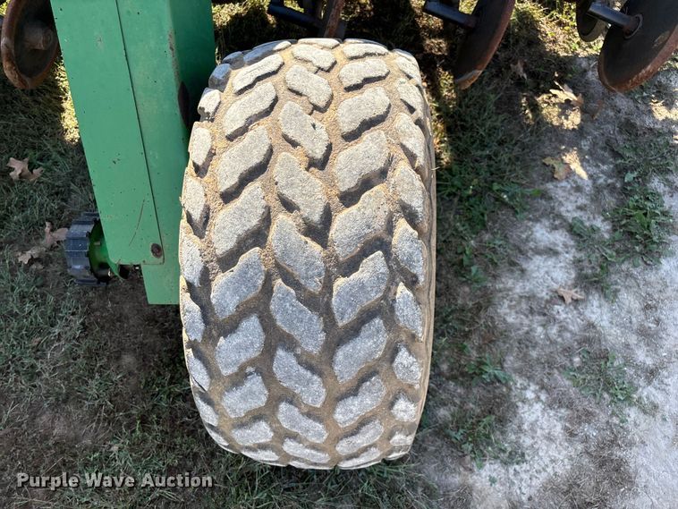 image for item EN5708 John Deere 750 Grain Drill