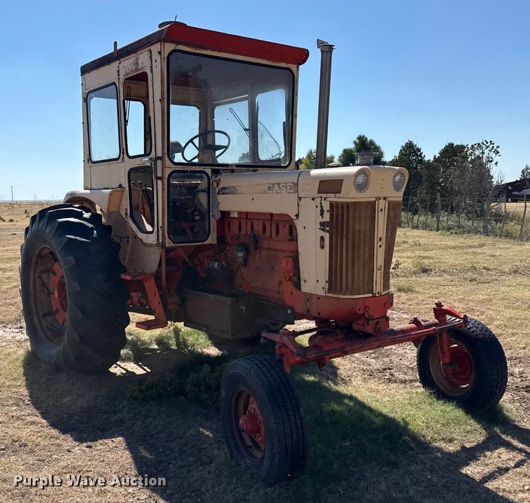 image for item EP0689 1965 Case 941 tractor